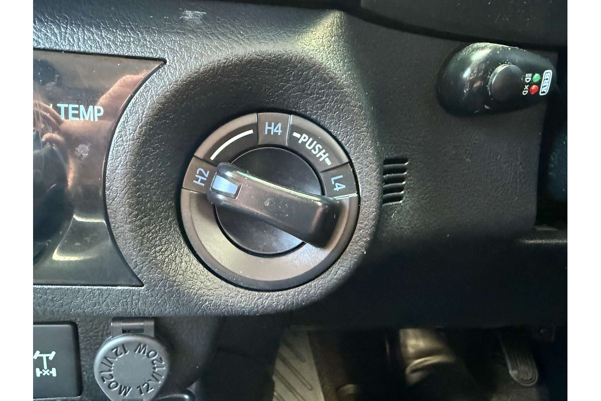 2019 Toyota Hilux SR5 GUN126R 4X4