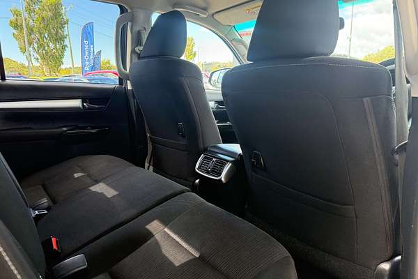 2019 Toyota Hilux SR5 GUN126R 4X4