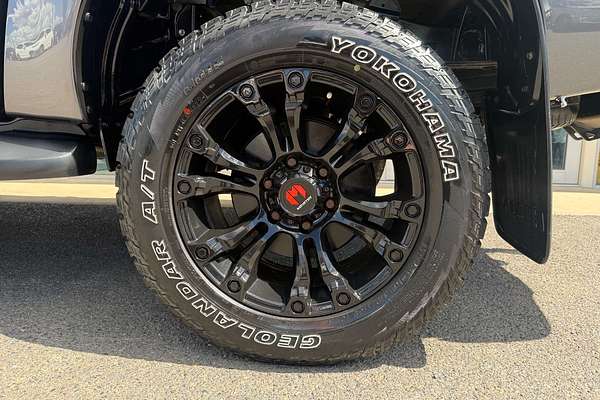 2019 Toyota Hilux SR5 GUN126R 4X4