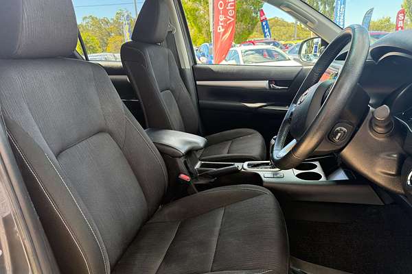 2019 Toyota Hilux SR5 GUN126R 4X4