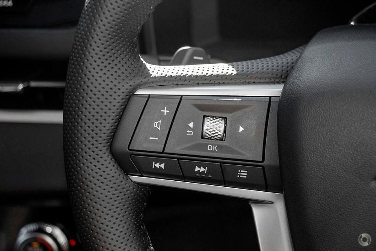 2025 Mitsubishi Outlander Exceed ZM