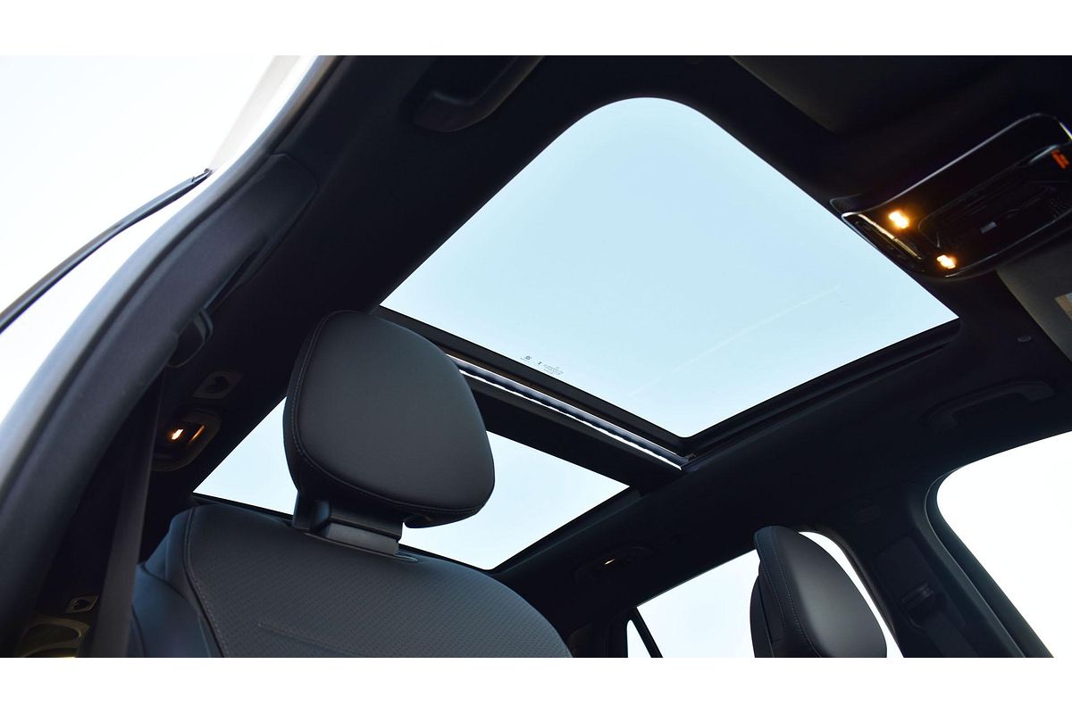 2024 Mercedes-Benz GLC-Class GLC300 X254