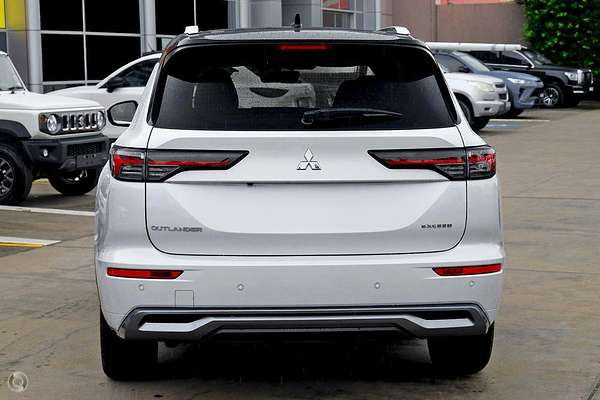 2025 Mitsubishi Outlander Exceed Tourer ZM