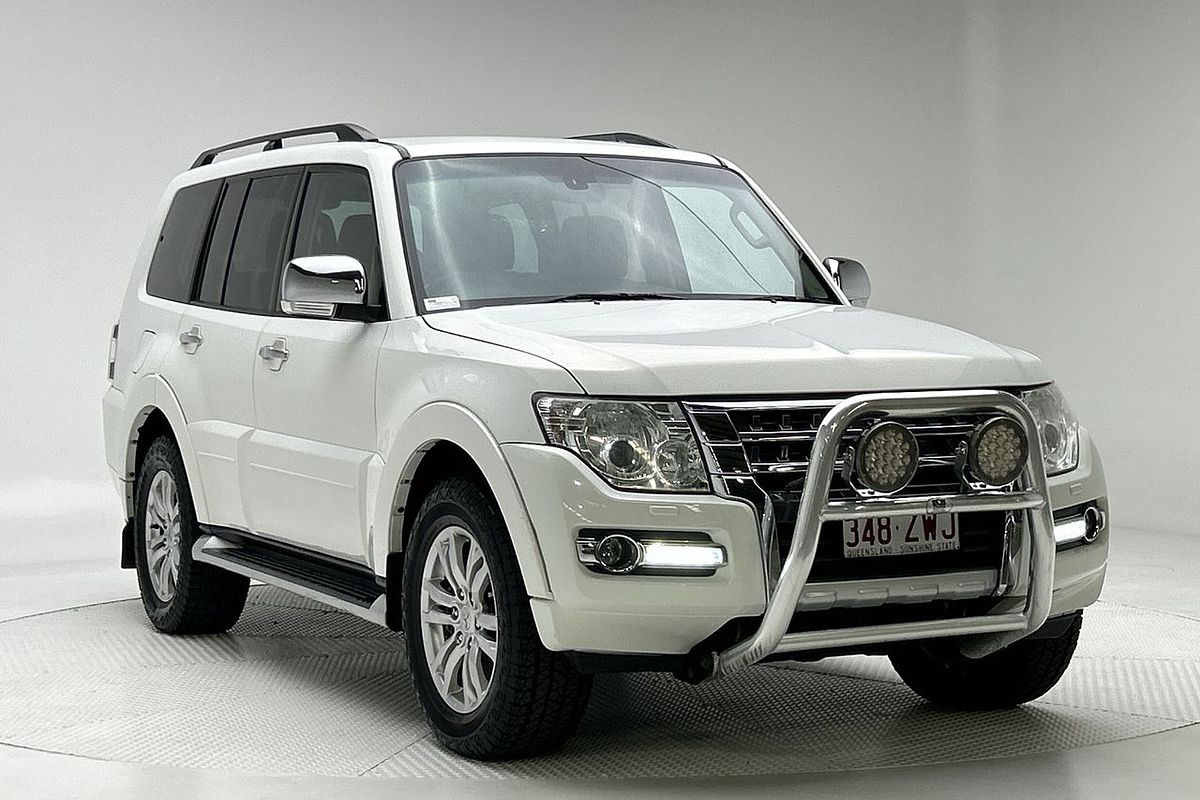2017 Mitsubishi Pajero GLS NX