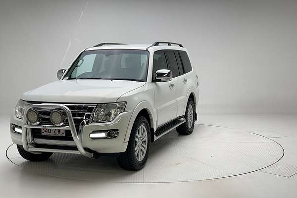 2017 Mitsubishi Pajero GLS NX