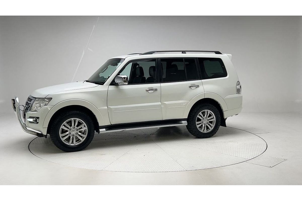 2017 Mitsubishi Pajero GLS NX