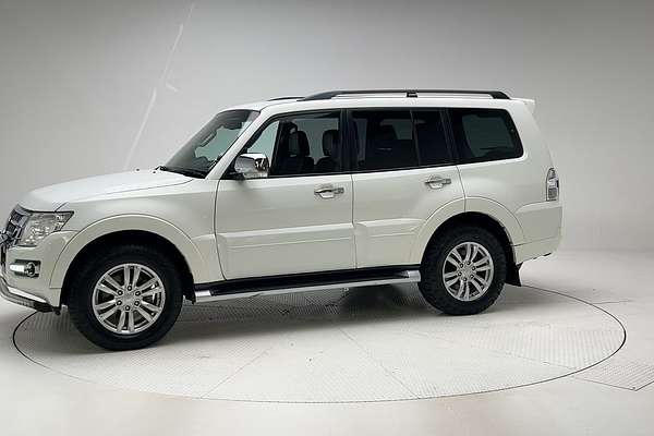 2017 Mitsubishi Pajero GLS NX