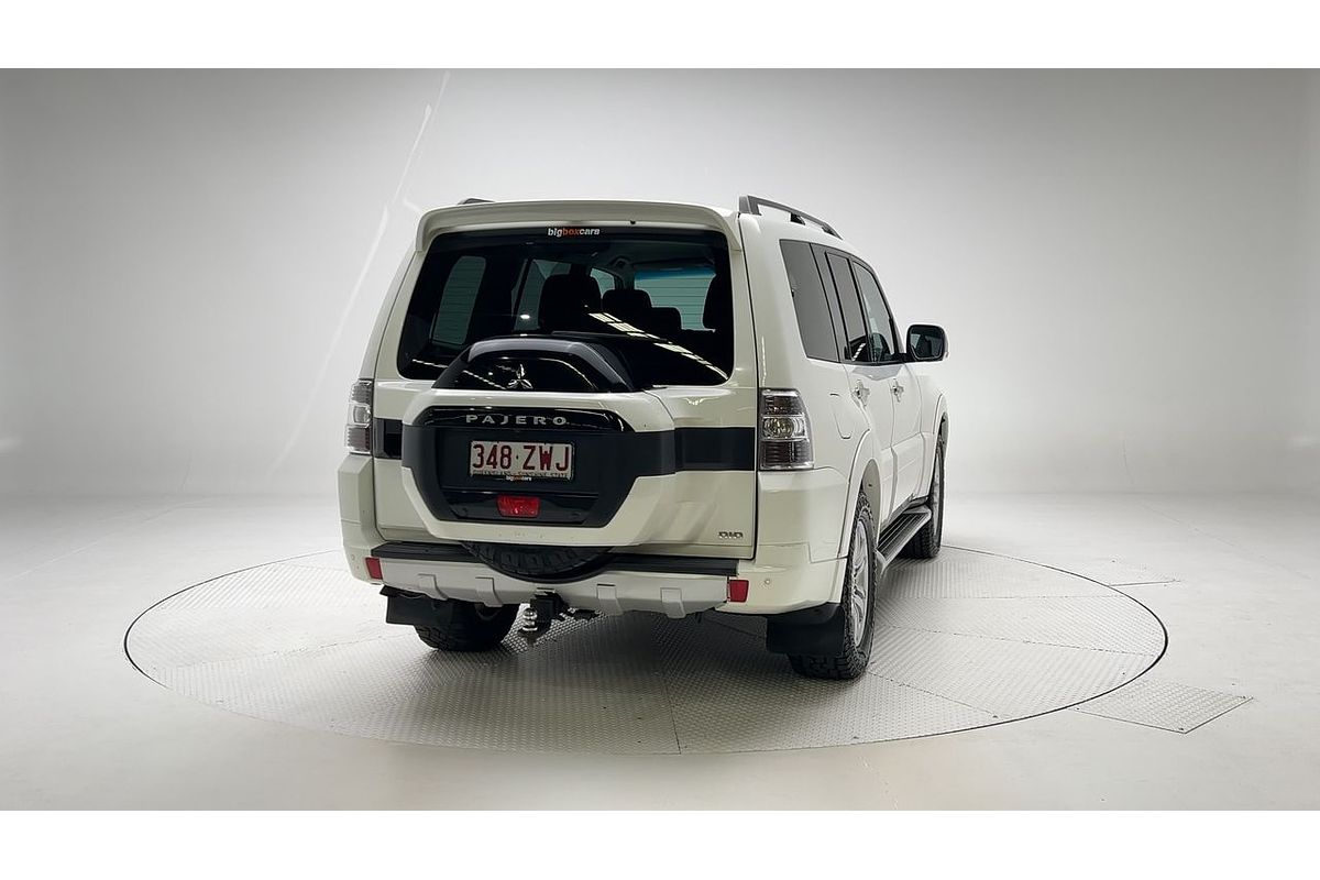 2017 Mitsubishi Pajero GLS NX