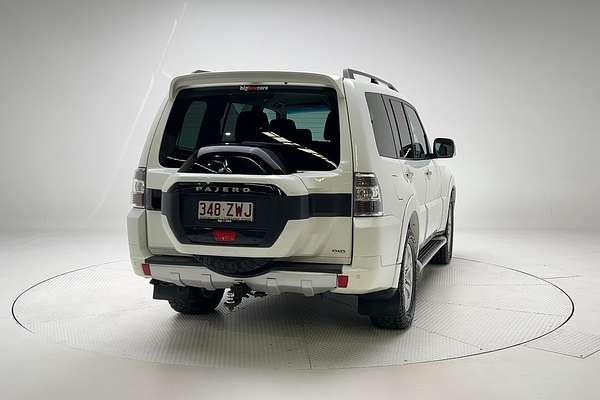 2017 Mitsubishi Pajero GLS NX