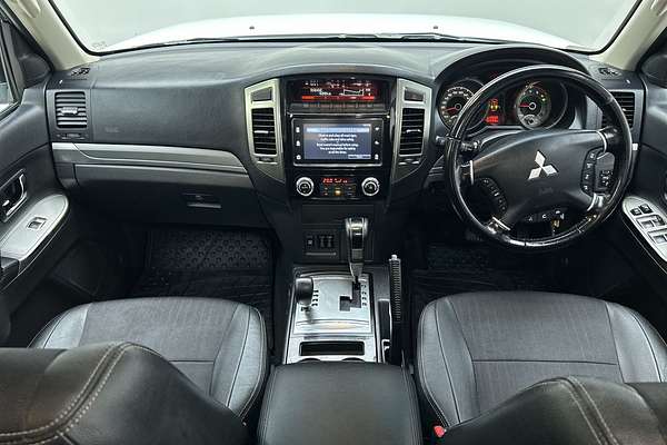 2017 Mitsubishi Pajero GLS NX