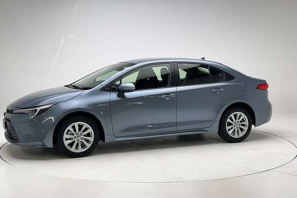 2022 Toyota Corolla Ascent Sport Hybrid ZWE211R