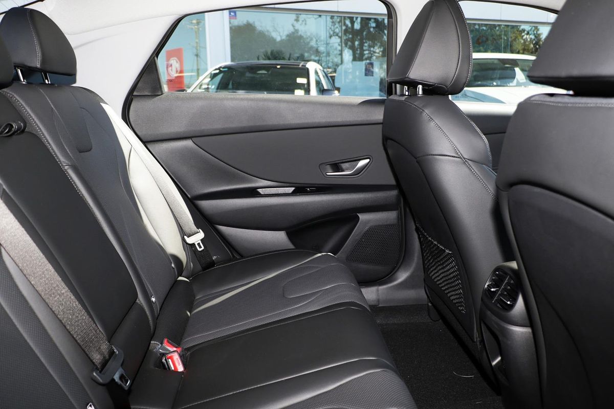 2024 Hyundai i30 Elite CN7.V2