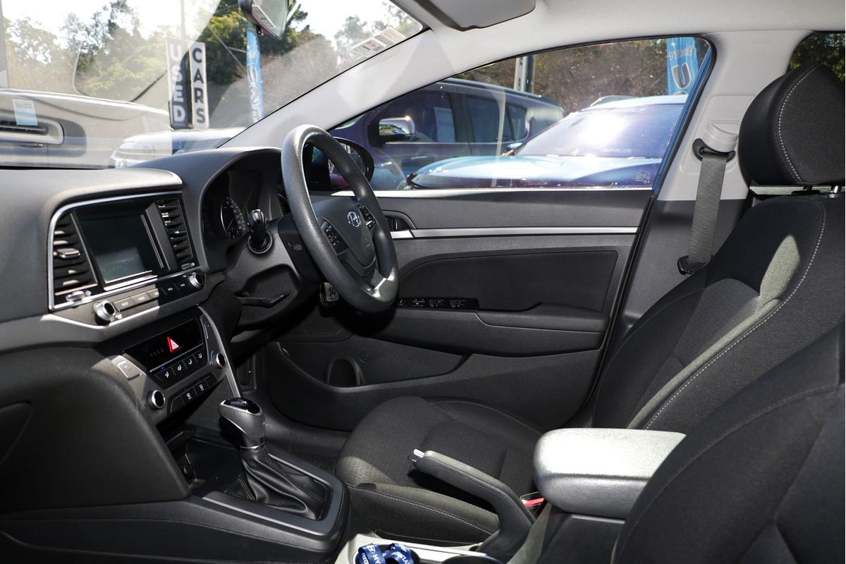 2017 Hyundai Elantra Active AD