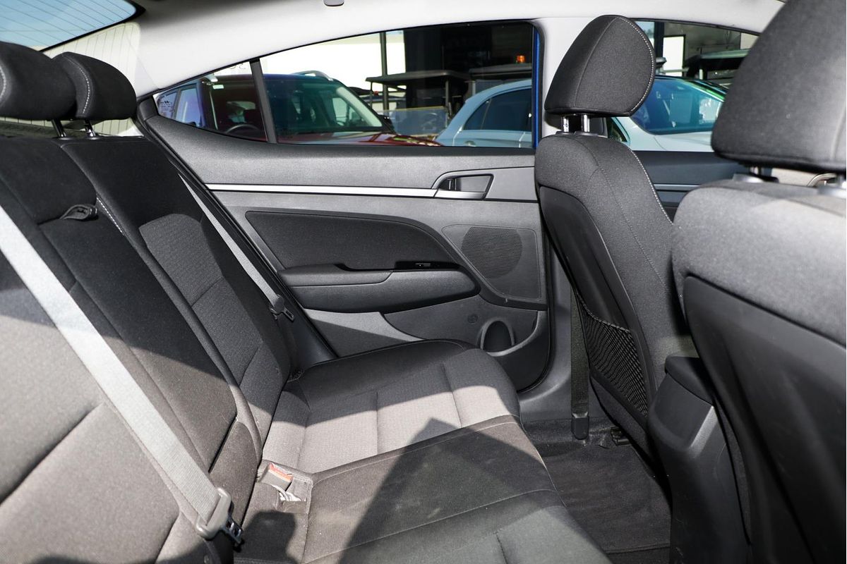 2017 Hyundai Elantra Active AD