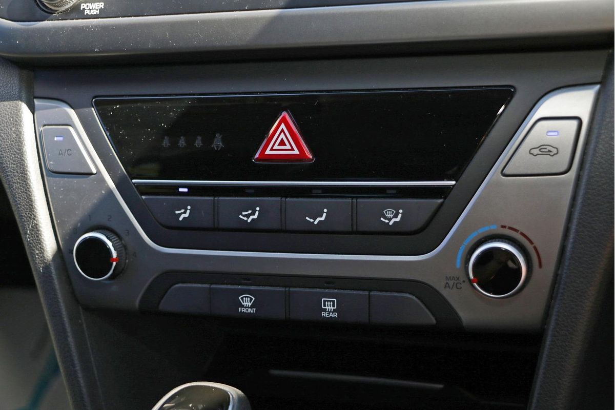 2017 Hyundai Elantra Active AD