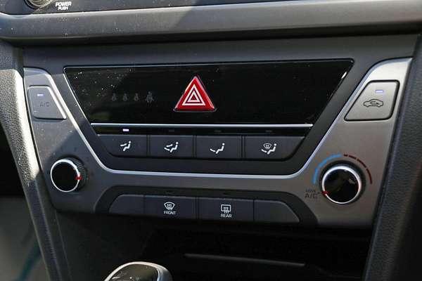 2017 Hyundai Elantra Active AD