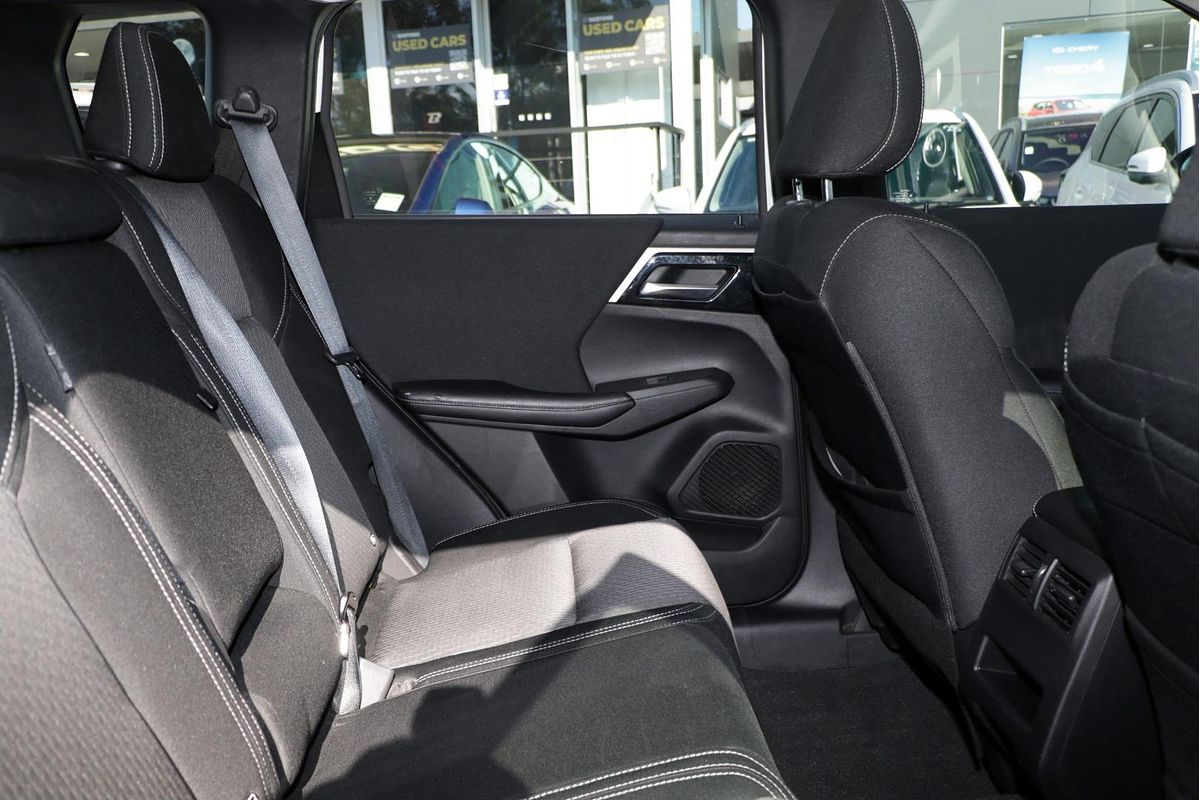 2021 Mitsubishi Outlander ES ZM