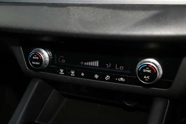 2021 Mitsubishi Outlander ES ZM