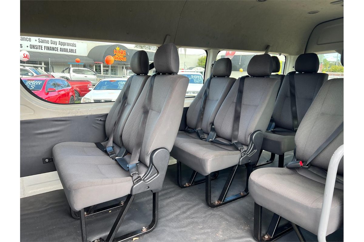 2014 Toyota Hiace Commuter TRH223R