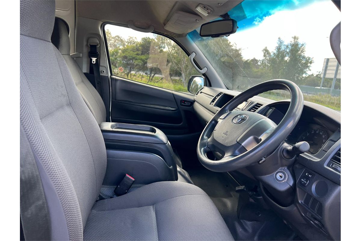 2014 Toyota Hiace Commuter TRH223R
