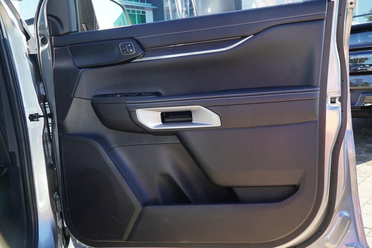 2025 Ford Everest Platinum 3.0L