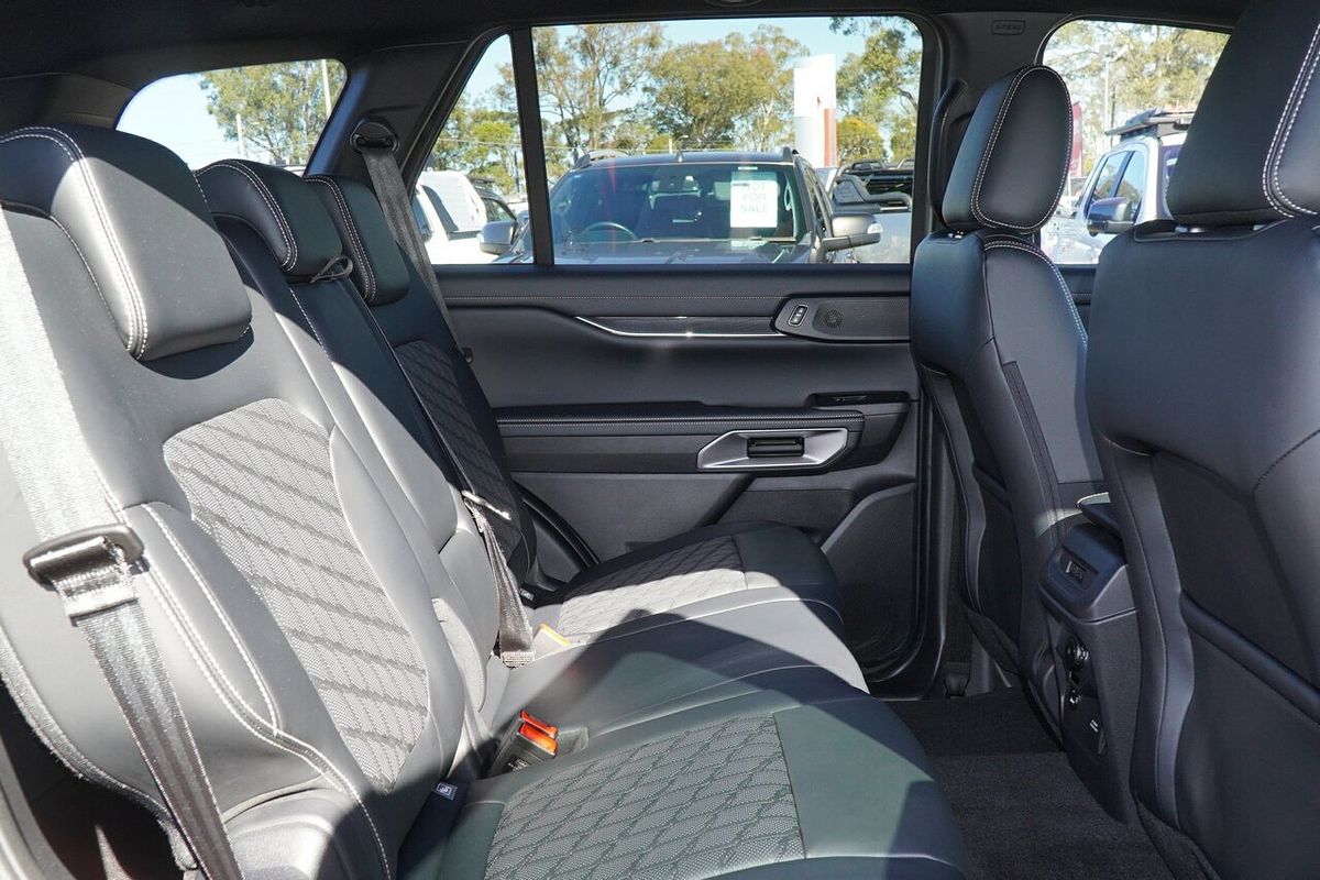 2025 Ford Everest Platinum 3.0L