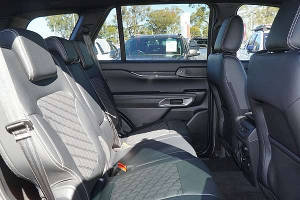 2025 Ford Everest Platinum 3.0L