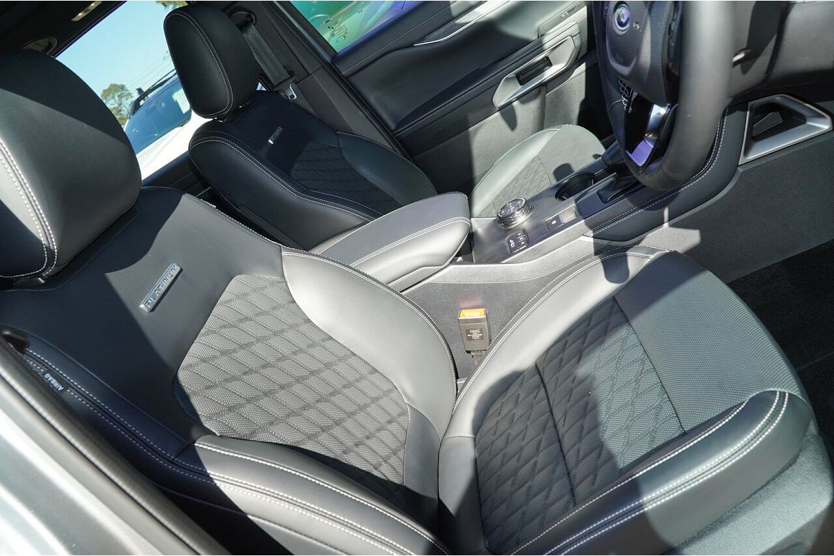 2025 Ford Everest Platinum 3.0L