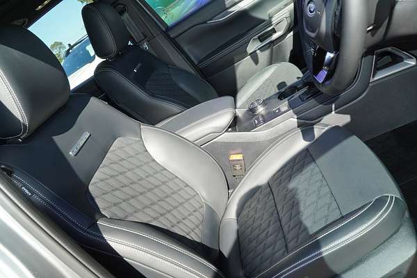 2025 Ford Everest Platinum 3.0L
