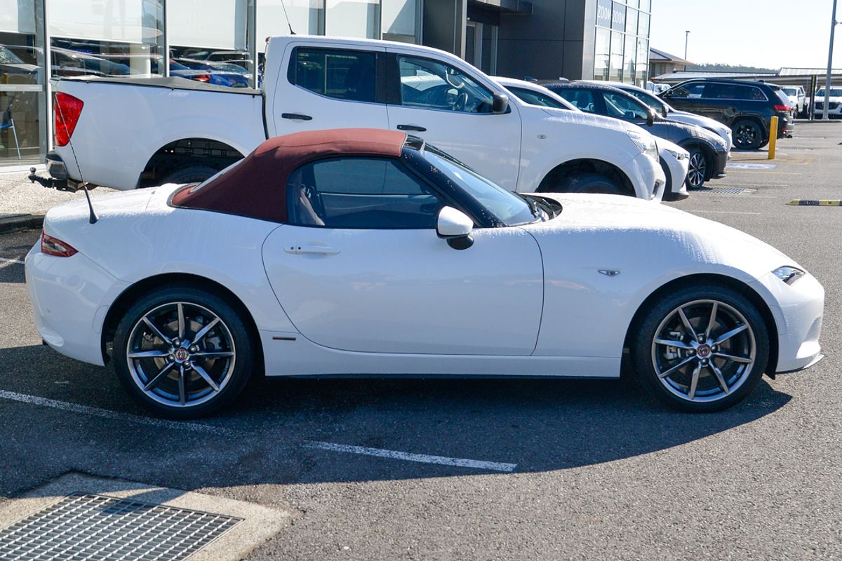 2020 Mazda MX-5 100th Anniversary ND