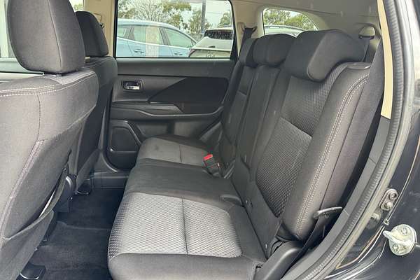 2017 Mitsubishi Outlander LS ZK