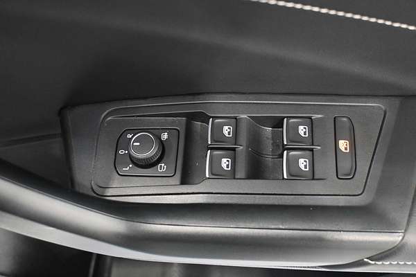 2023 Volkswagen T-Roc 110TSI Style D11