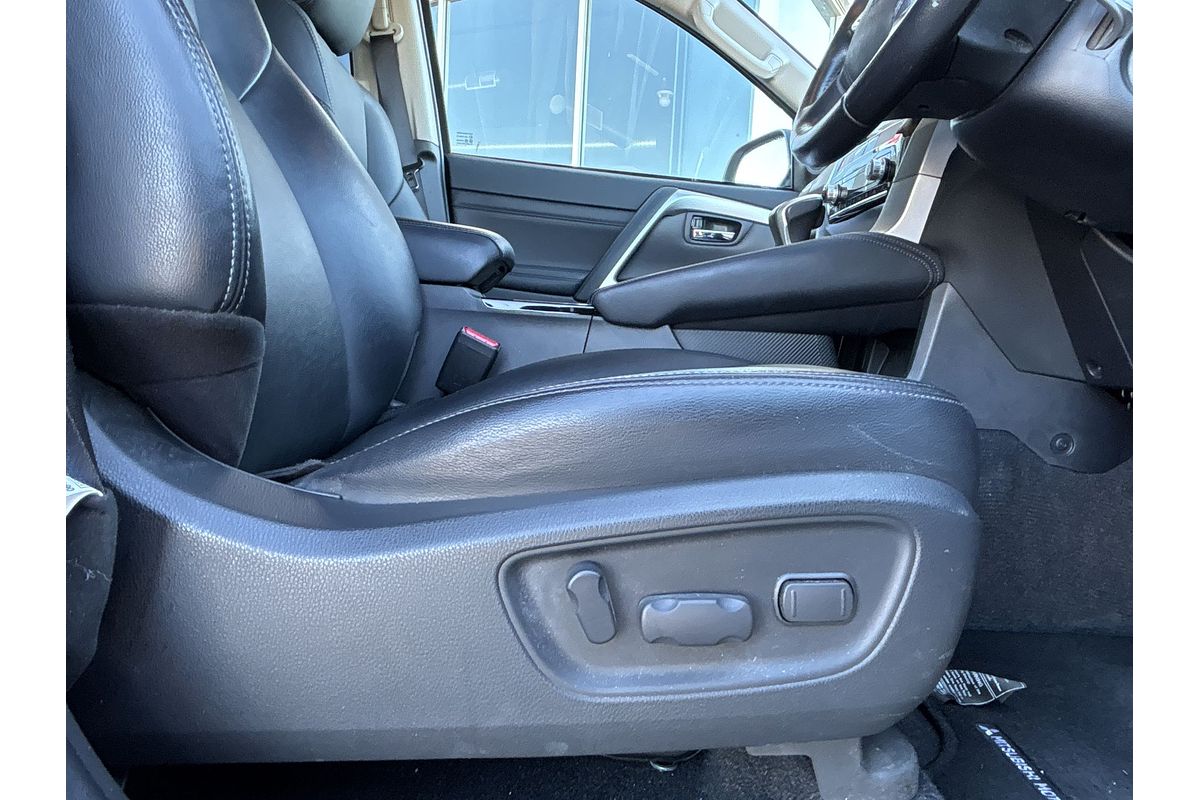 2023 Mitsubishi Pajero Sport GLS QF