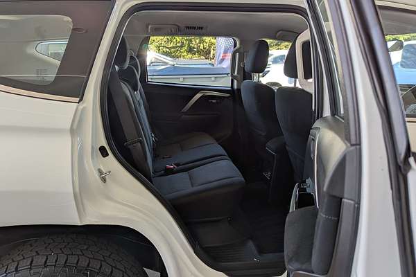 2021 Mitsubishi Pajero Sport GLX QF