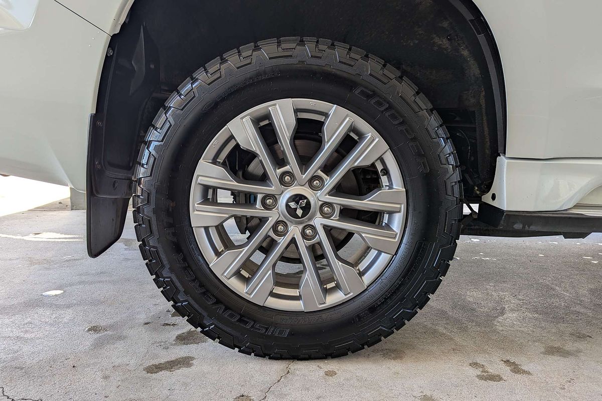 2021 Mitsubishi Pajero Sport GLX QF