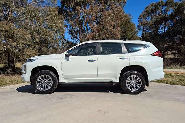 2021 Mitsubishi Pajero Sport GLX QF