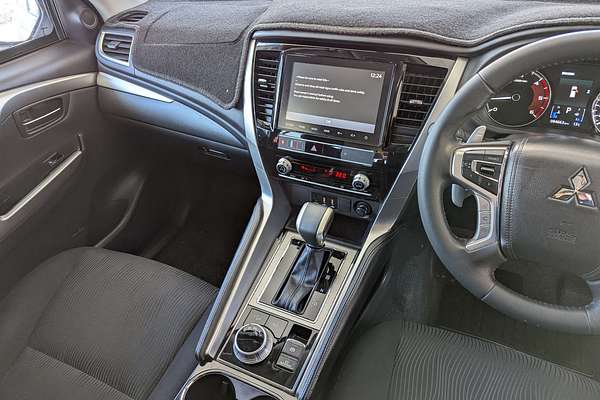 2021 Mitsubishi Pajero Sport GLX QF