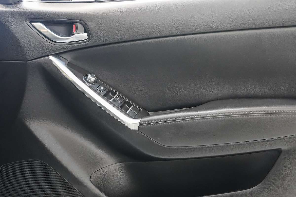 2016 Mazda CX-5 Akera KE Series 2