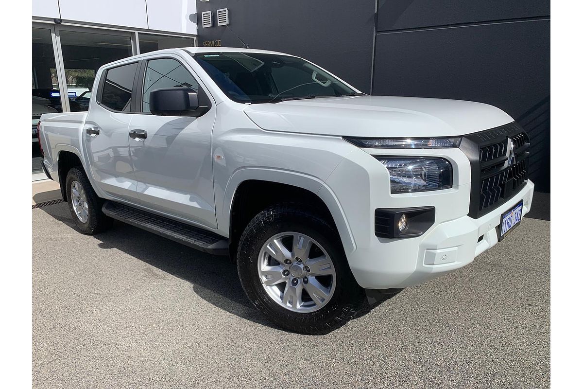 2024 Mitsubishi Triton GLX+ MV 4X4