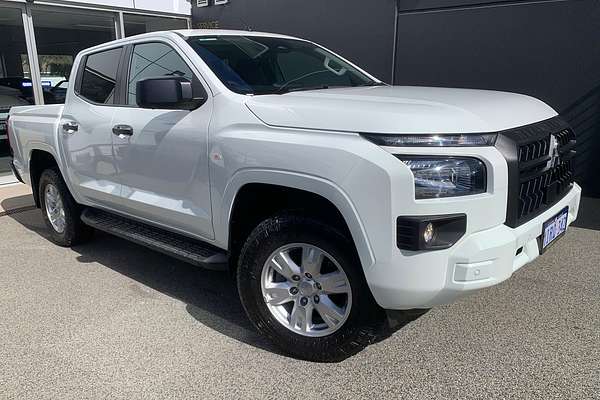 2024 Mitsubishi Triton GLX+ MV 4X4
