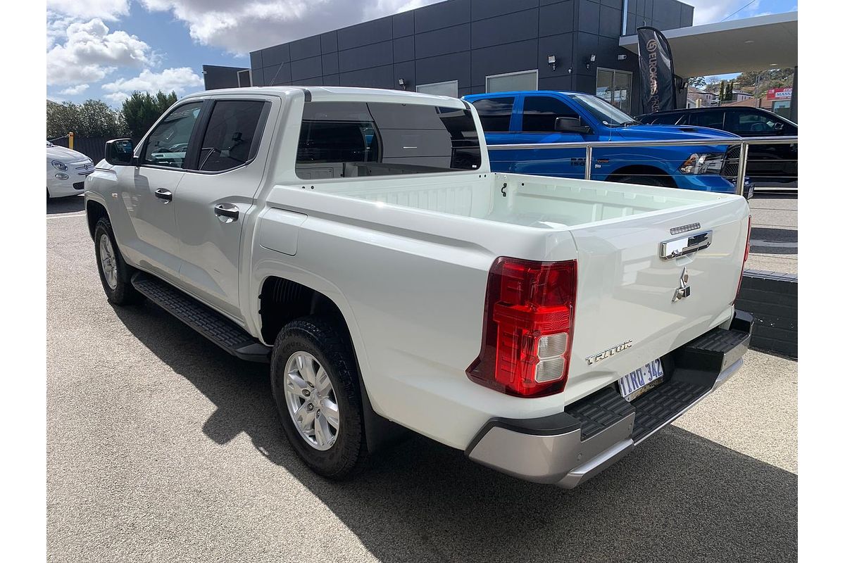 2024 Mitsubishi Triton GLX+ MV 4X4
