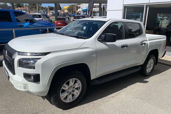 2024 Mitsubishi Triton GLX+ MV 4X4