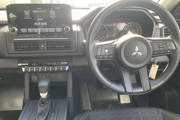 2024 Mitsubishi Triton GLX+ MV 4X4