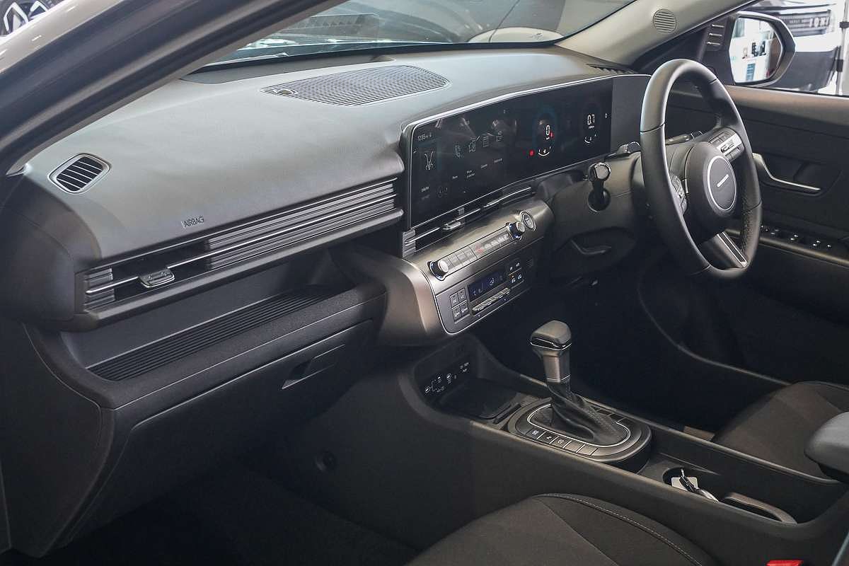 2025 Hyundai Kona  SX2.V2