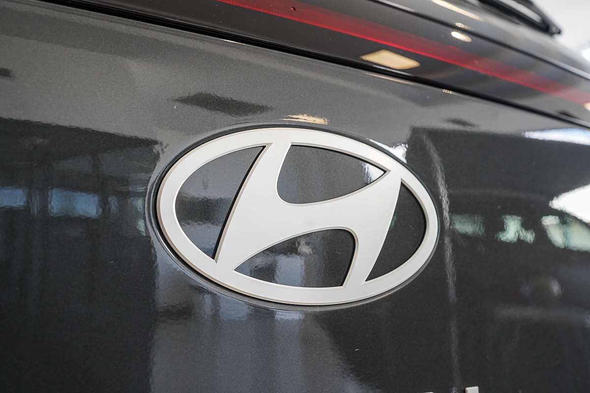 2025 Hyundai Kona  SX2.V2