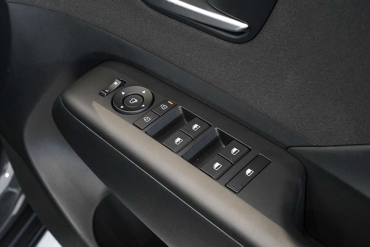 2025 Hyundai Kona  SX2.V2