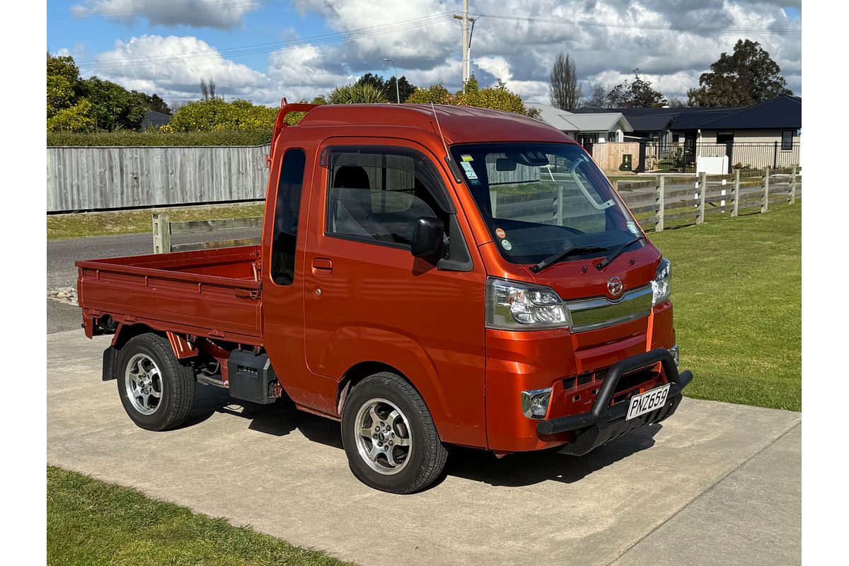 2018 Daihatsu HIJET Jumbo 4X4