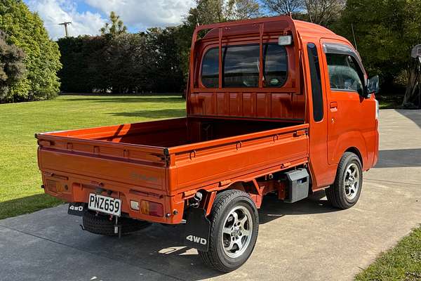 2018 Daihatsu HIJET Jumbo 4X4