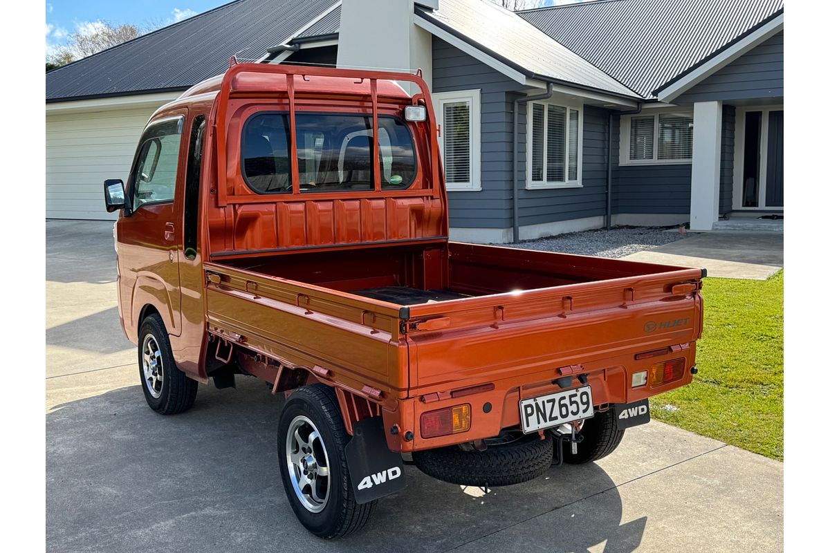 2018 Daihatsu HIJET Jumbo 4X4