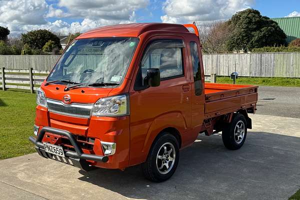 2018 Daihatsu HIJET Jumbo 4X4